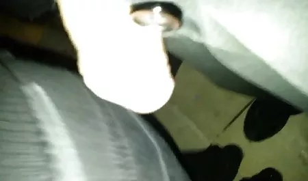 پزشک برای معاینه جسمی عکس سکسی از کون دختر دختر را به عمق معاینه کرد