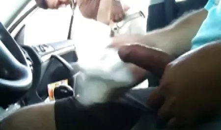 دکتر فرانک یک دختر روسی آبدار را معاینه کرد عکس سکس دختر با سگ