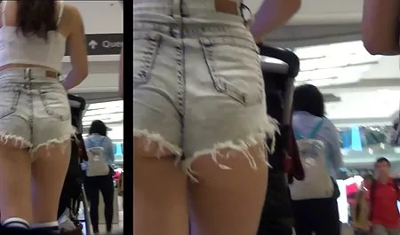 مادربزرگ Busty عکس لخت دختر سکسی انگشت خود را لمس کرد