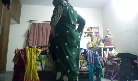 رابطه جنسی با یک عکس سکس با دختر بیدمشک صورتی مرطوب