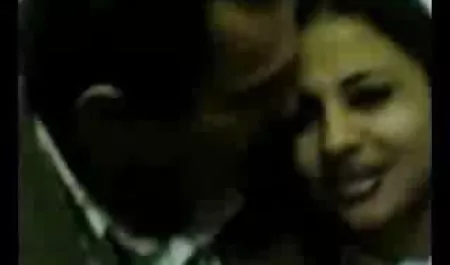 خدمتکار دعا می کند تا تف و جنس خوبی از عکس کون دختران سکسی جناب استاد خود داشته باشد